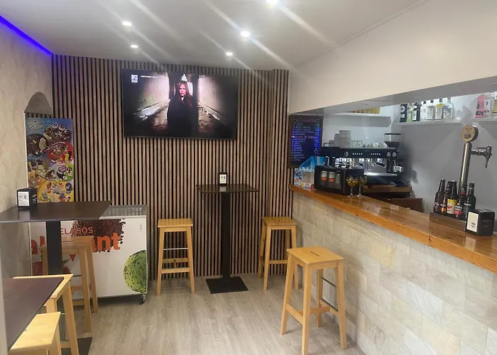 Hotel Azcona