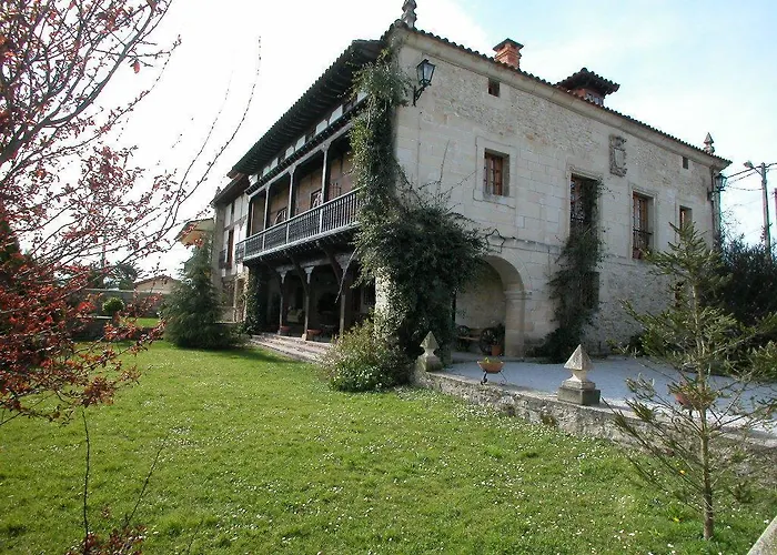 Posada de Peredo y Villa